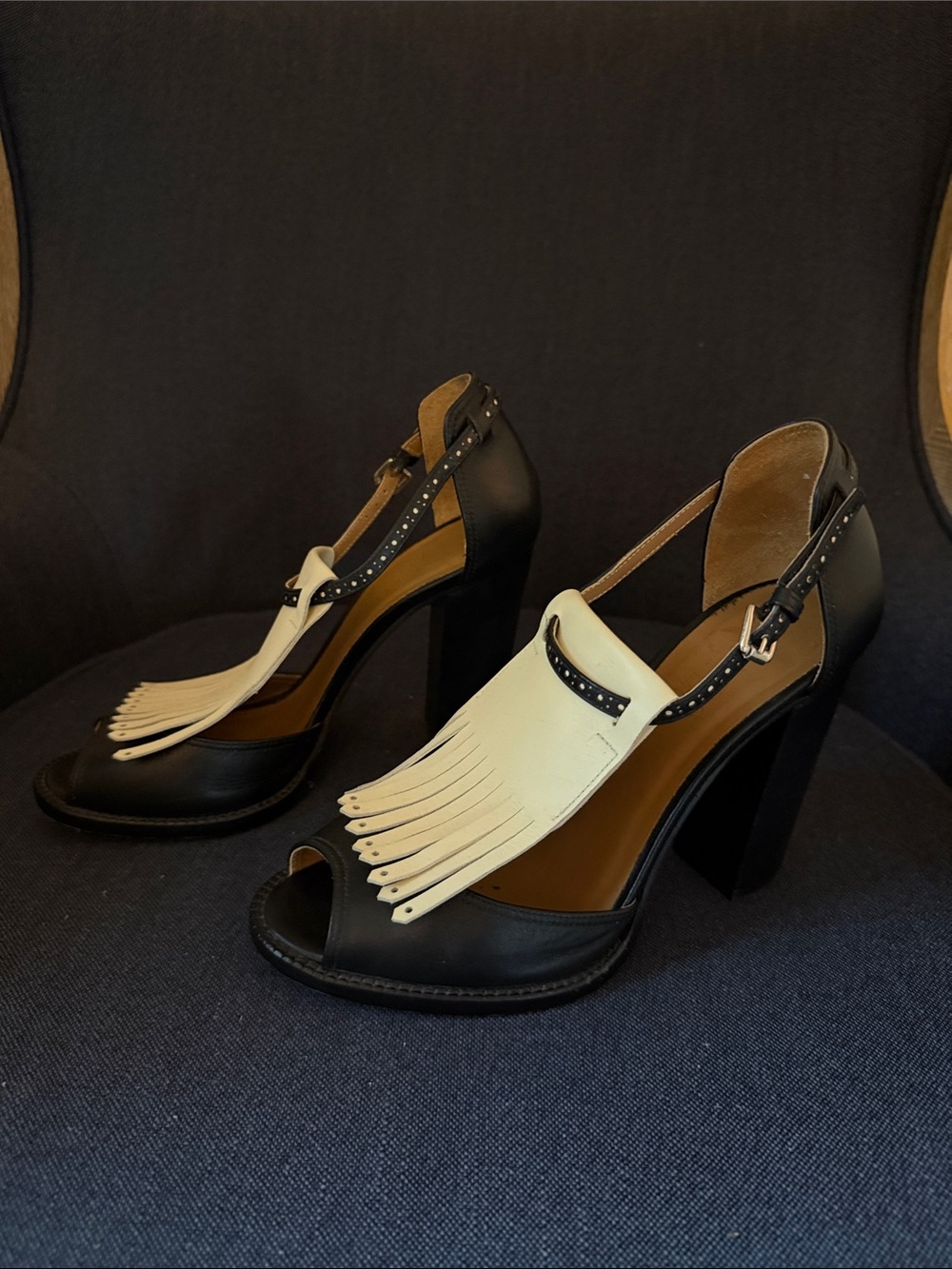 Polo Ralph Lauren "Norah" Tassel Kiltie Sandal Heels Black Sz 38.5 EU/ US 8 - Picture 3 of 7